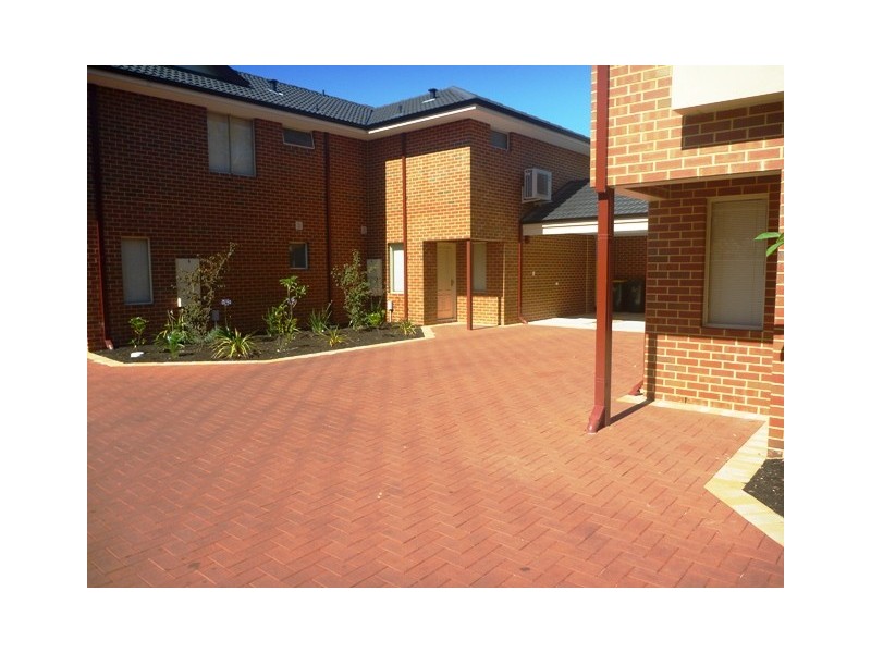4/32 North Street, Midland WA 6056