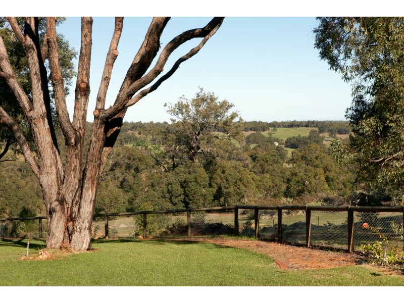 198 Burgess Road, Gidgegannup WA 6083
