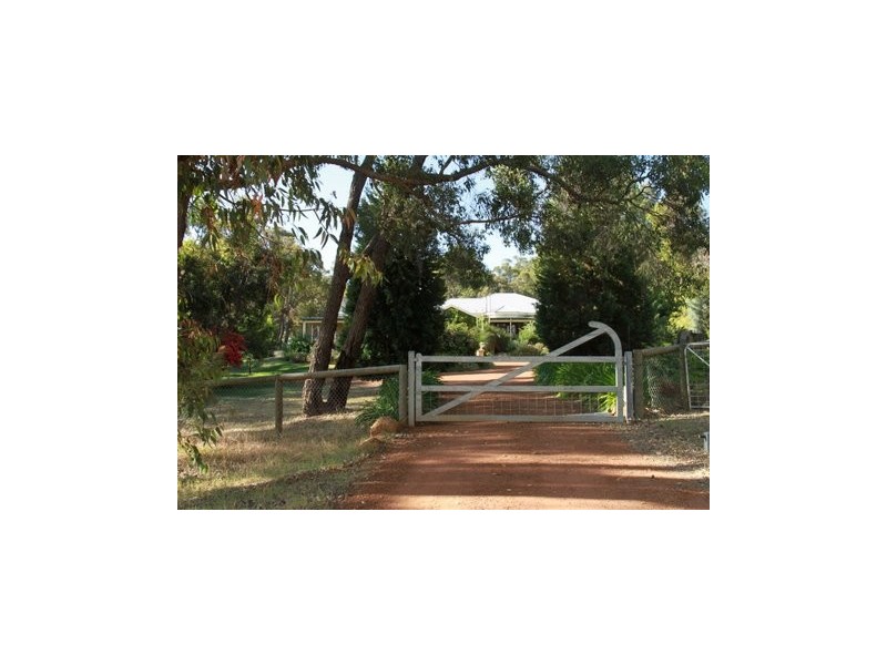 198 Burgess Road, Gidgegannup WA 6083