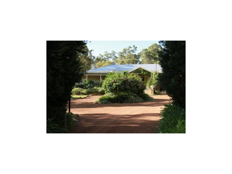 198 Burgess Road, Gidgegannup WA 6083