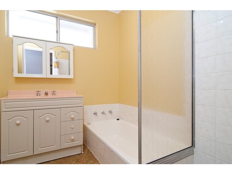 30 Hamilton Road, High Wycombe WA 6057