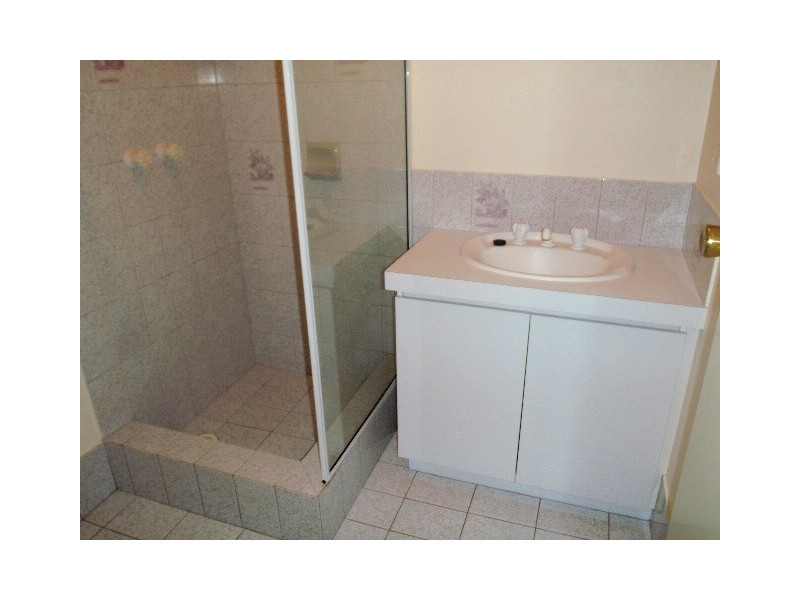 3/18 Holmesdale Road, Woodbridge WA 6056