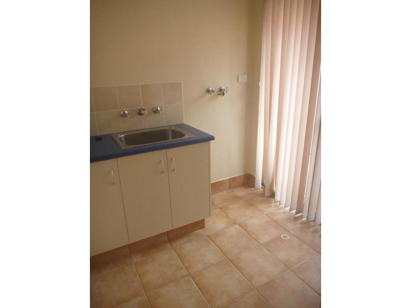 15B Charles East Street, Midland WA 6056
