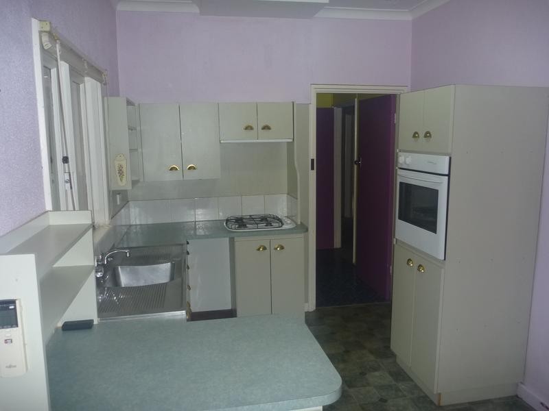 4 Helen Street, Bellevue WA 6056