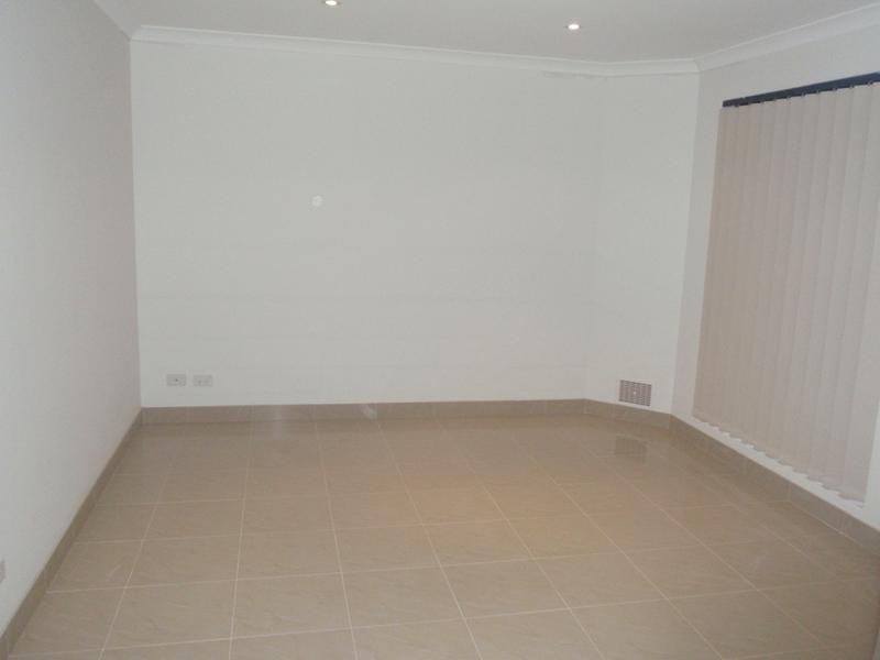 3/3 Warde Street, Midland WA 6056