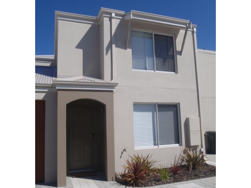 2/12 Charles East Street, Midland WA 6056