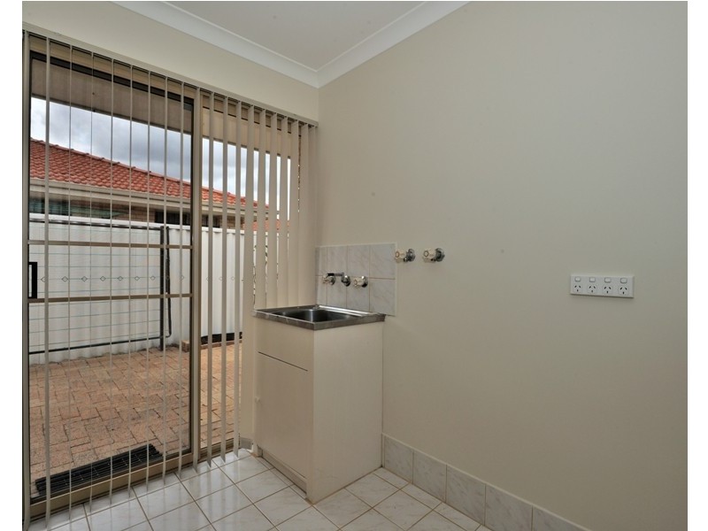 3/4 Muriel Street, Middle Swan WA 6056