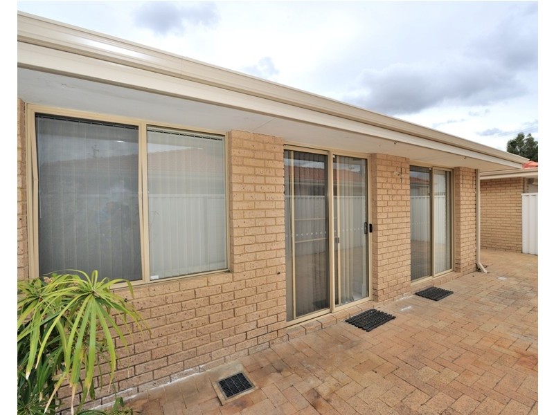 3/4 Muriel Street, Middle Swan WA 6056