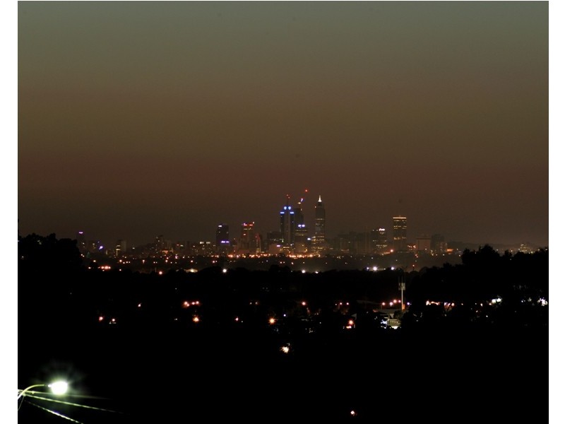 40 Tunnel Road, Swan View WA 6056