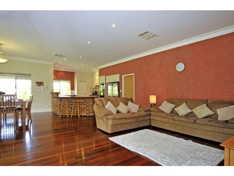 25 Montreal Road, Woodbridge WA 6056