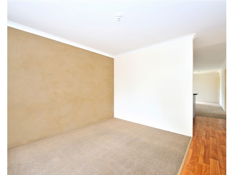 1/17 Mathoura Street, Midland WA 6056