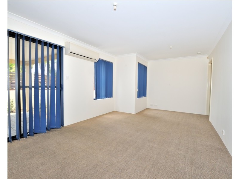1/17 Mathoura Street, Midland WA 6056