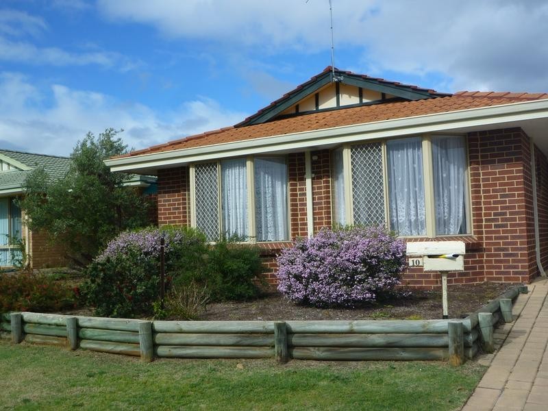 10 Ferrolona Court, Stratton WA 6056