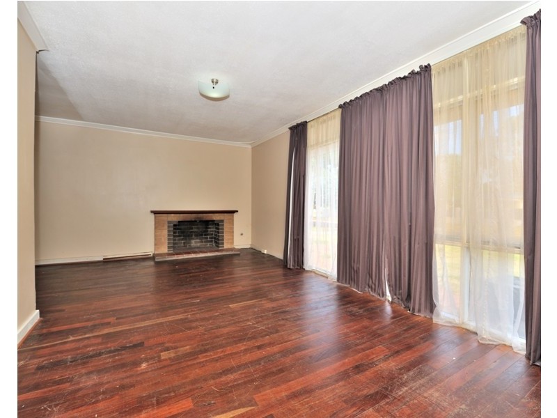 7 Crosbie Crescent, Middle Swan WA 6056