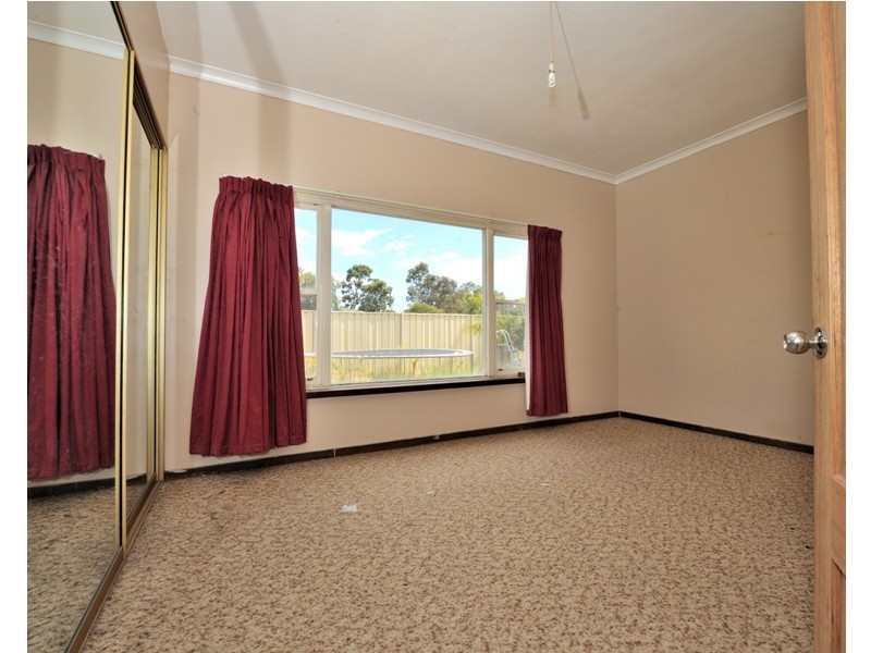 7 Crosbie Crescent, Middle Swan WA 6056