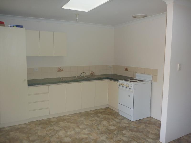 8/2 Frederic Street, Midland WA 6056