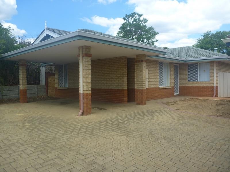 7/3 Reynolds Drive, Swan View WA 6056