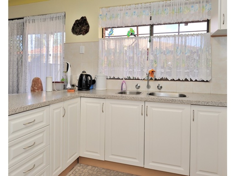 35 Victoria Parade, Midvale WA 6056