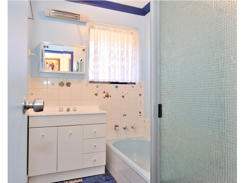 35 Victoria Parade, Midvale WA 6056