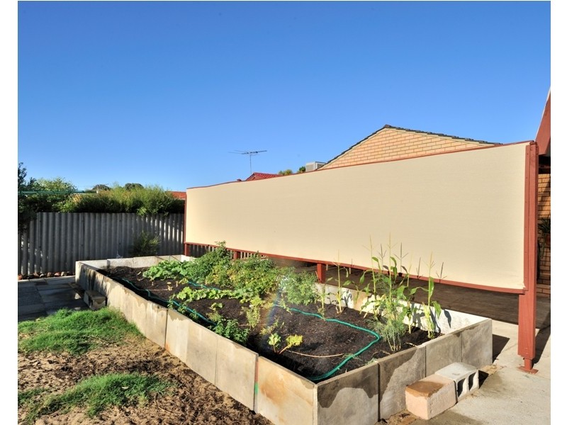 35 Victoria Parade, Midvale WA 6056