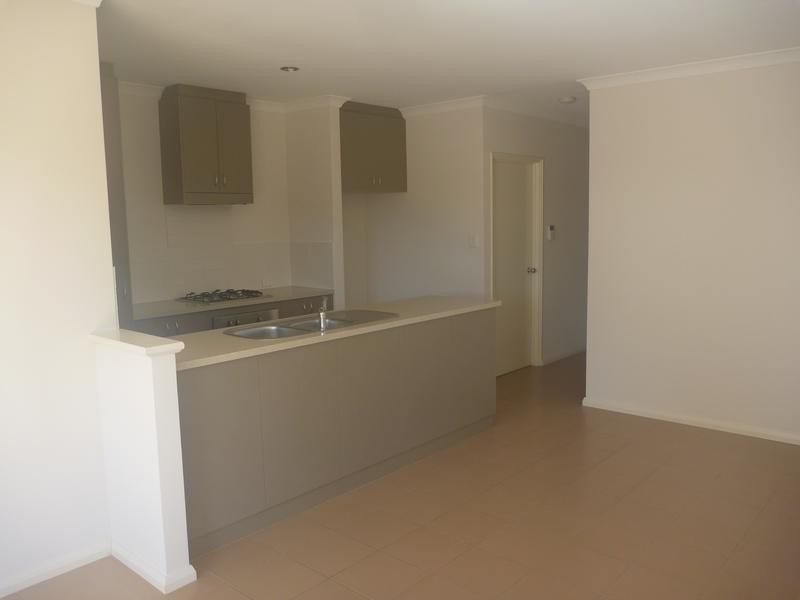 1/11 Hamersley Street, Midland WA 6056