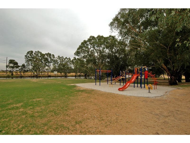 24 Bayley Street, Woodbridge WA 6056