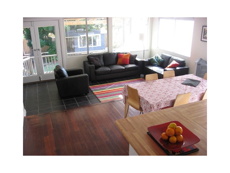 28 Stuart Street, Greenmount WA 6056