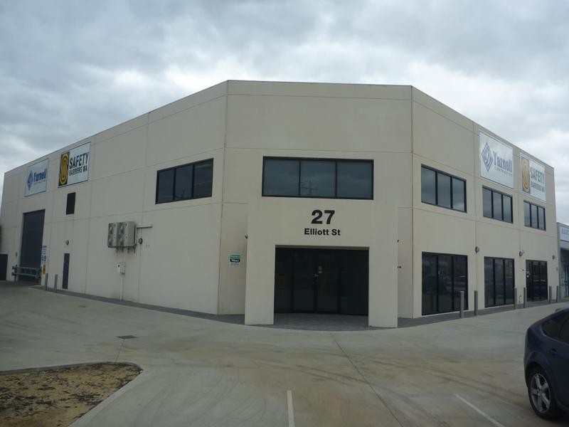 27 Elliott Street, Midvale WA 6056