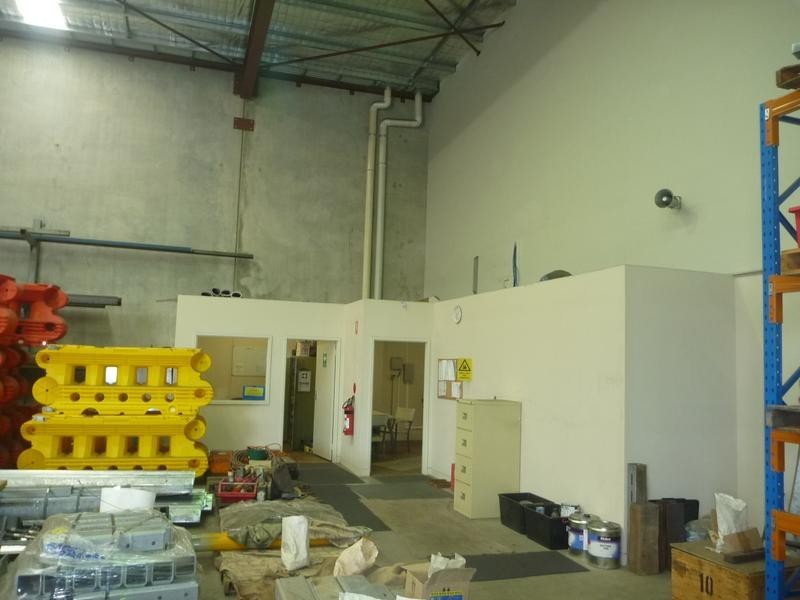 27 Elliott Street, Midvale WA 6056