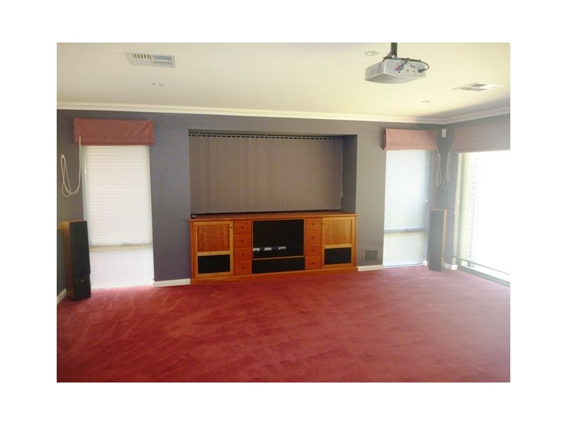 17 Bandin Place, Maida Vale WA 6057