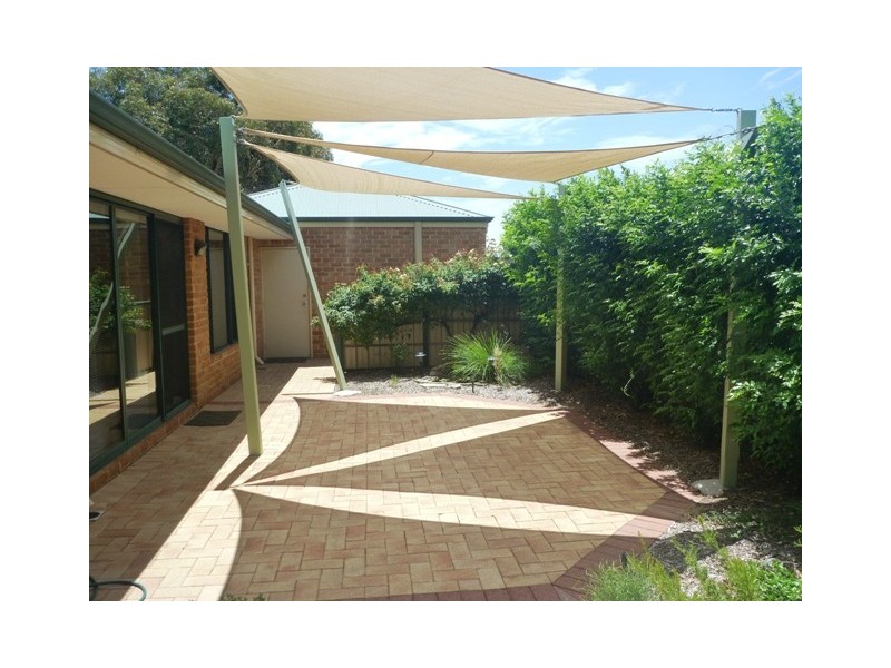 17 Bandin Place, Maida Vale WA 6057
