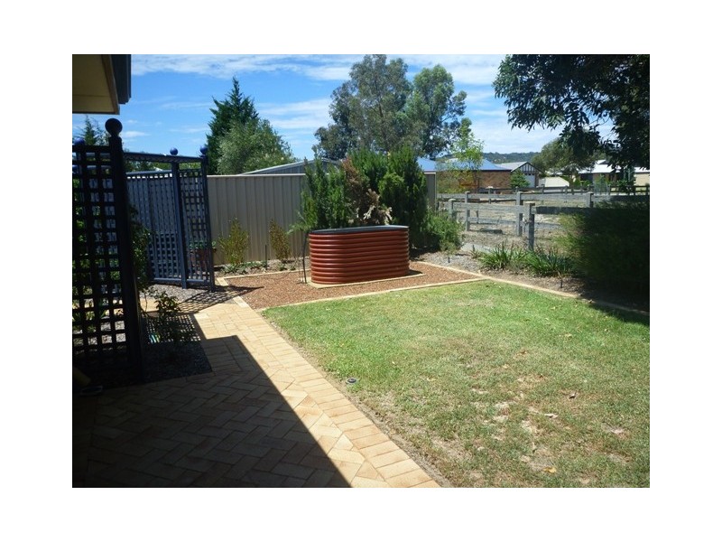 17 Bandin Place, Maida Vale WA 6057
