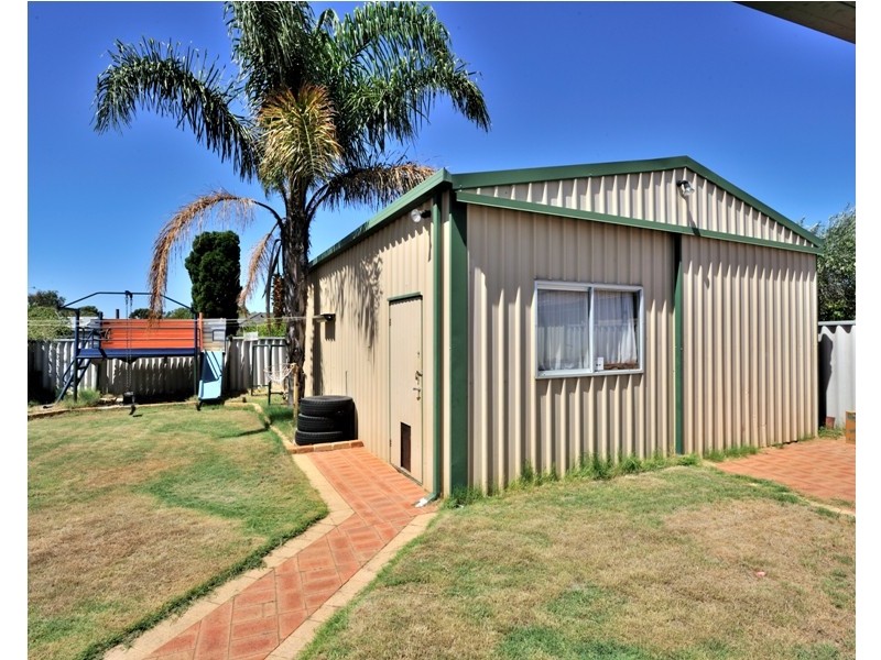 11 Roger Street, Midland WA 6056