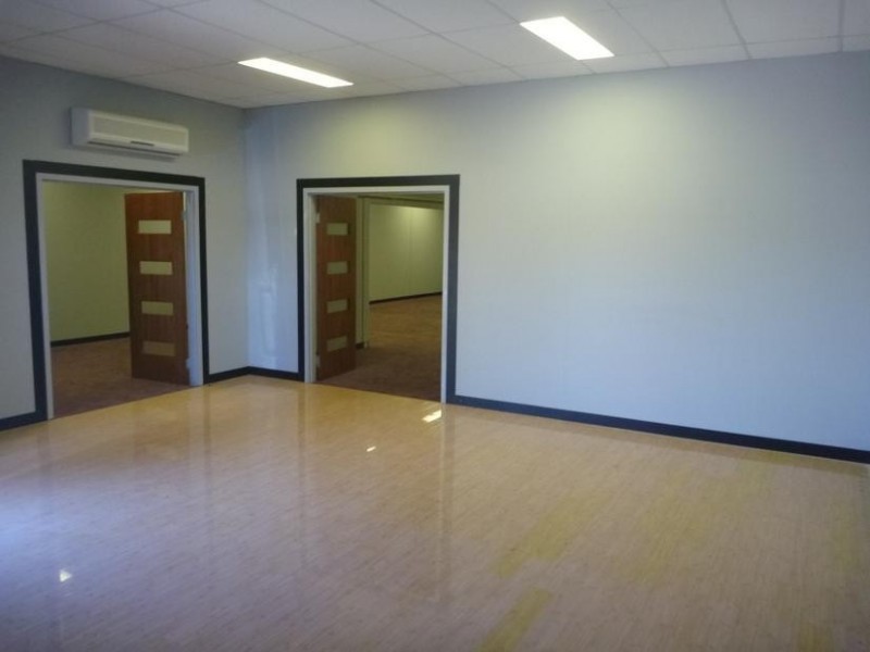 2/37 The Broadway, Ellenbrook WA 6069
