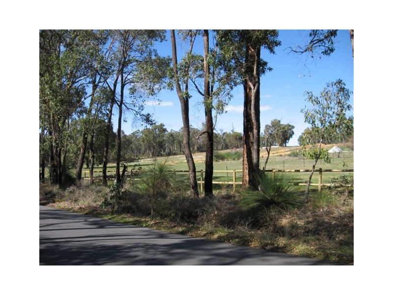 Off Needham Road, Wooroloo WA 6558