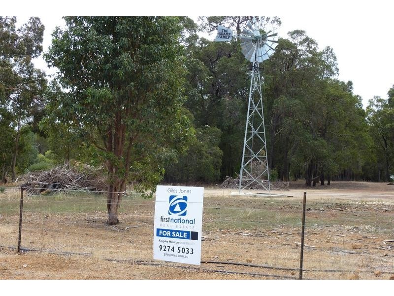 16 Strawberry Hill Drive, Gidgegannup WA 6083