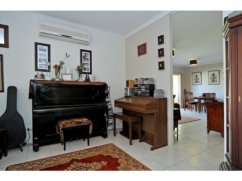 28B Railway Parade, Bassendean WA 6054