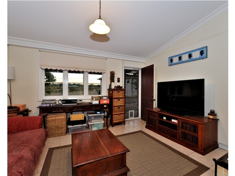 64 Swan Street, Henley Brook WA 6055