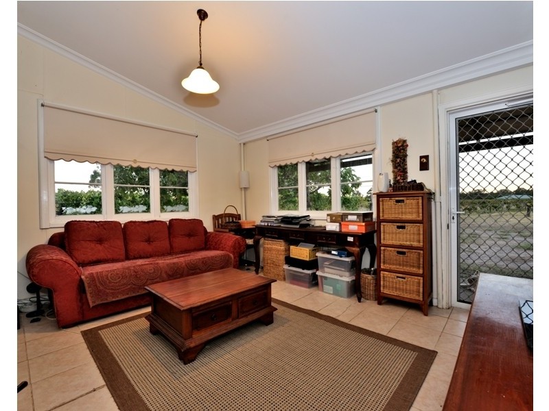 64 Swan Street, Henley Brook WA 6055