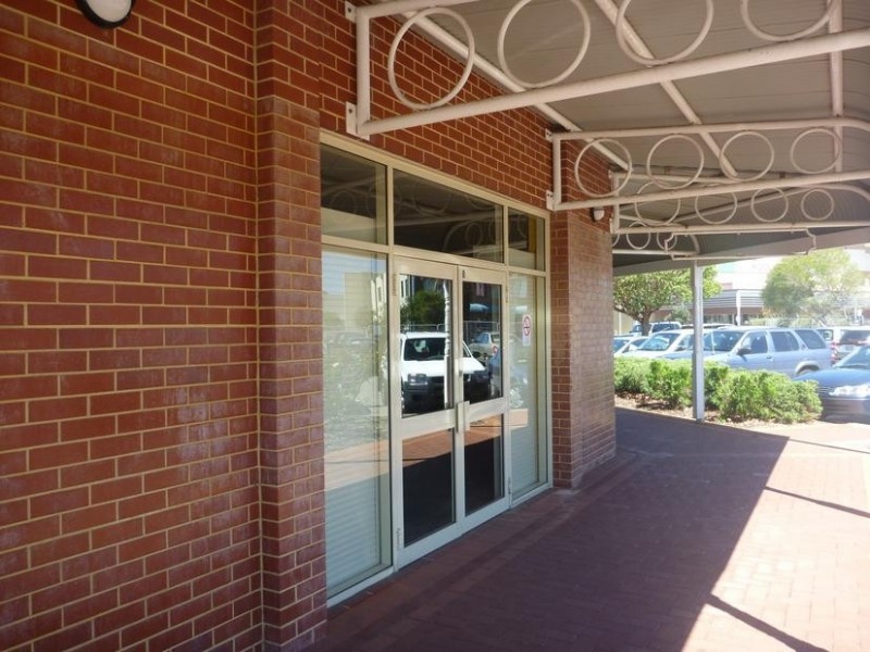 8/53 The Crescent, Midland WA 6056