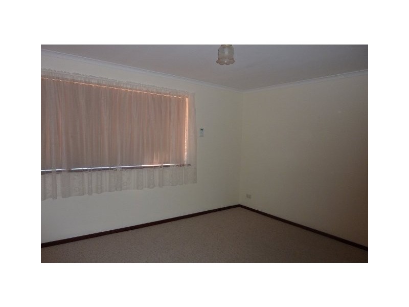 2/43 Lockhart Street, Como WA 6152