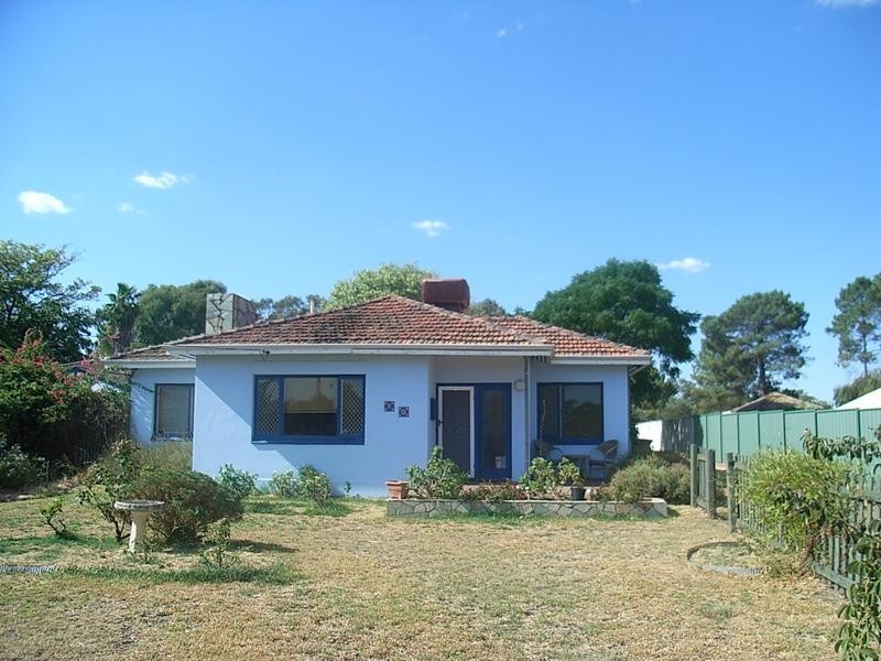 70 Queens Road, South Guildford WA 6055