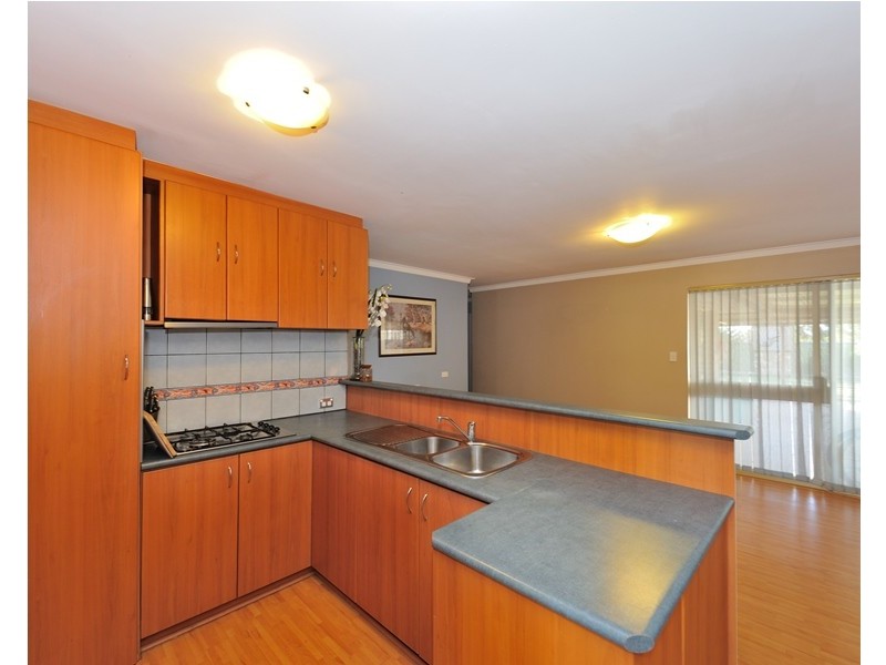 101 Blackadder Road, Swan View WA 6056