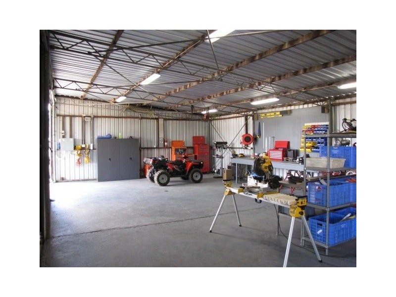 723 Berry Road, Gidgegannup WA 6083