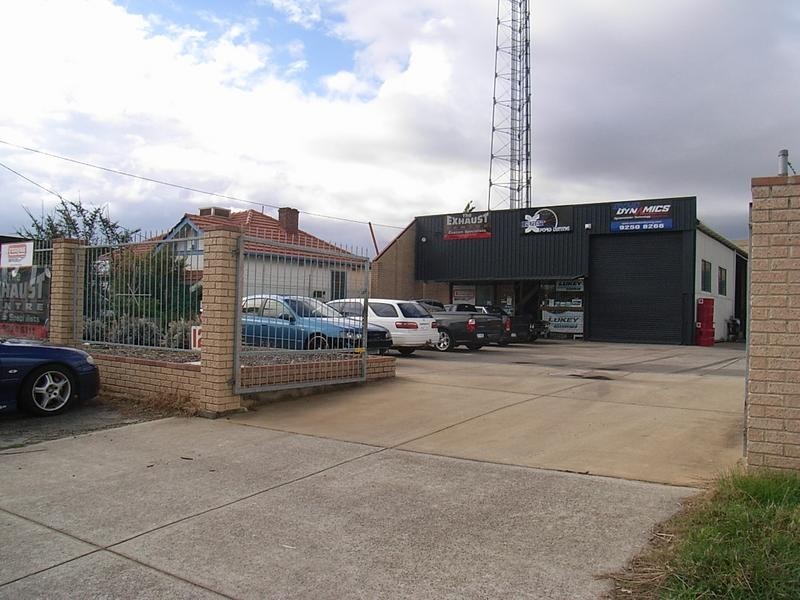 12 Lefroy Avenue, Midland WA 6056