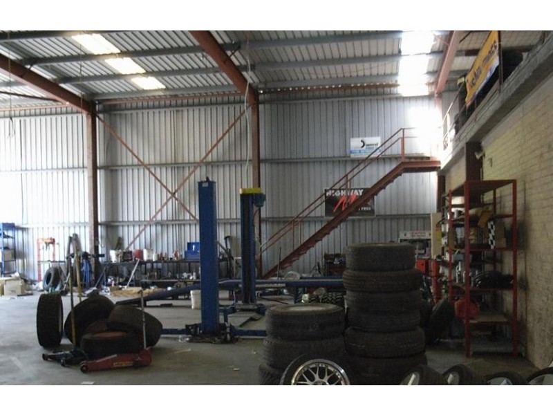 50 Farrall Road, Midvale WA 6056