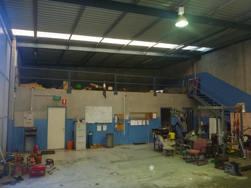 11 Morilla Road, Mundaring WA 6073