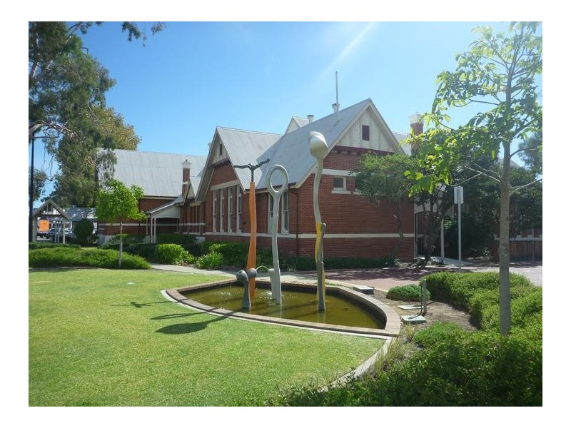 35 Victoria Street, Midland WA 6056