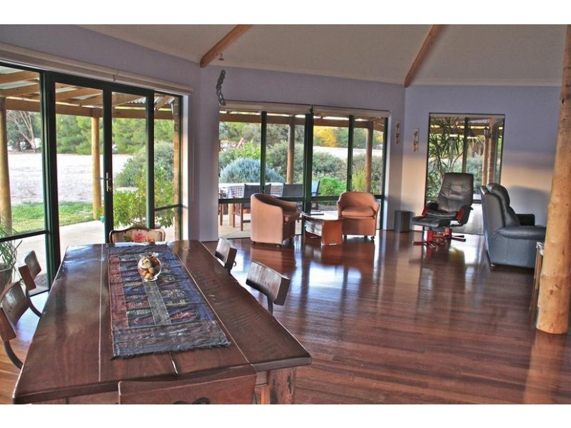 3427 Toodyay Road, Gidgegannup WA 6083