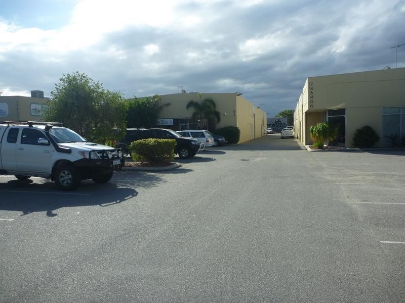 8/7 Vale Street, Malaga WA 6090